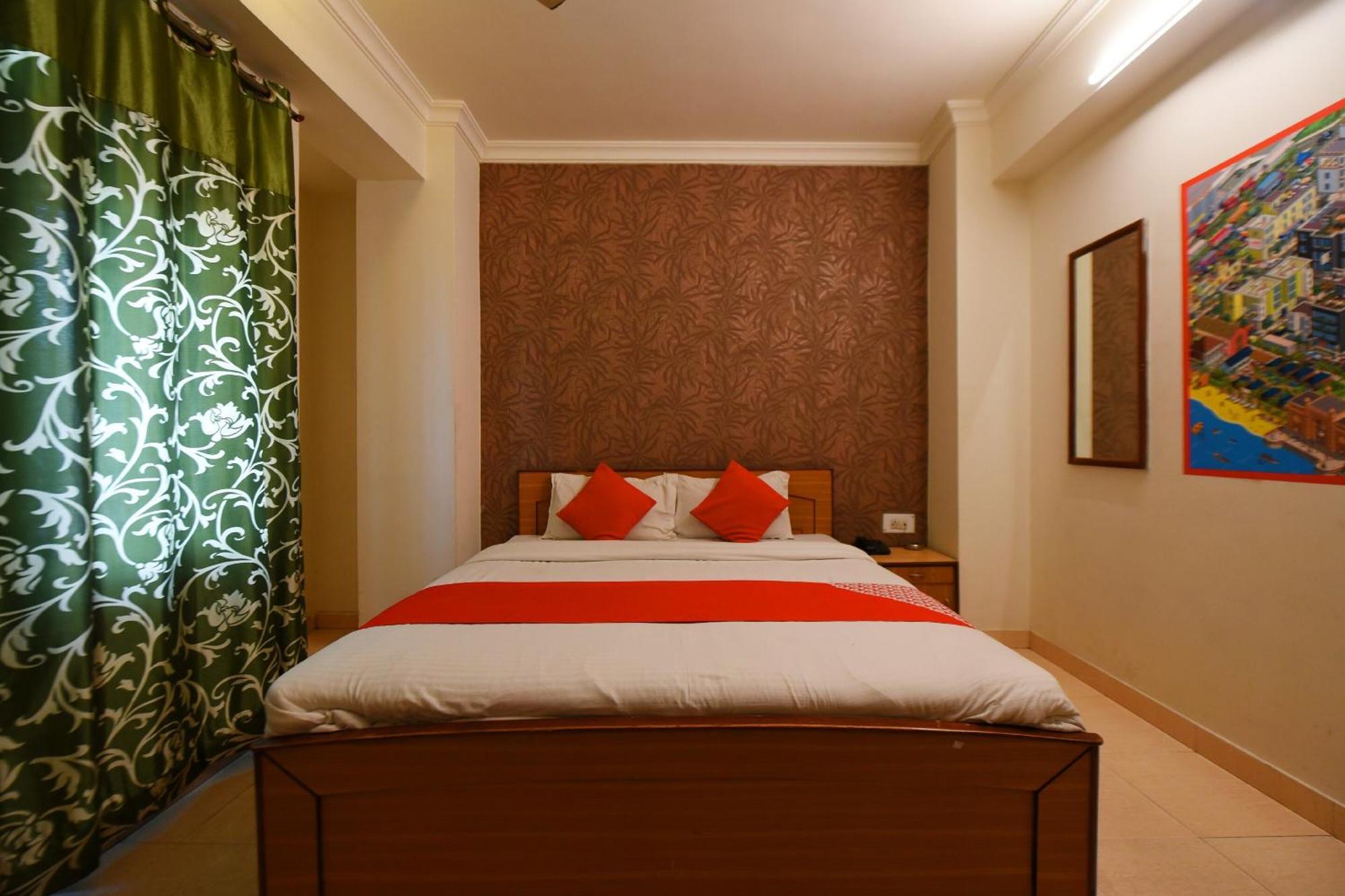 Oyo C M Regency Hotel Jaipur Exterior photo